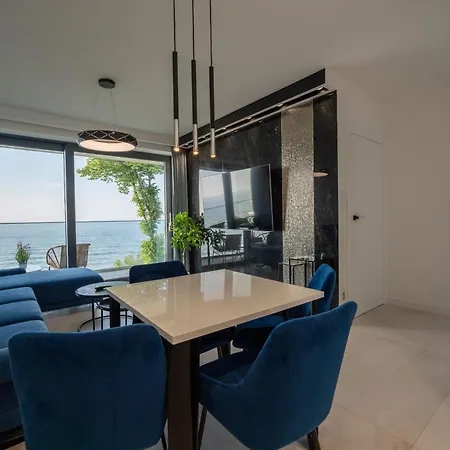 Διαμέρισμα Z Widokiem Na Morze Hevenia